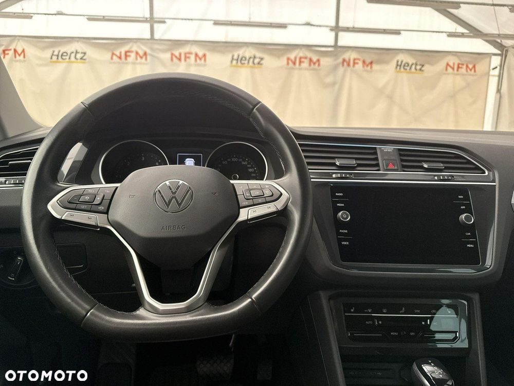 Volkswagen Tiguan - 15
