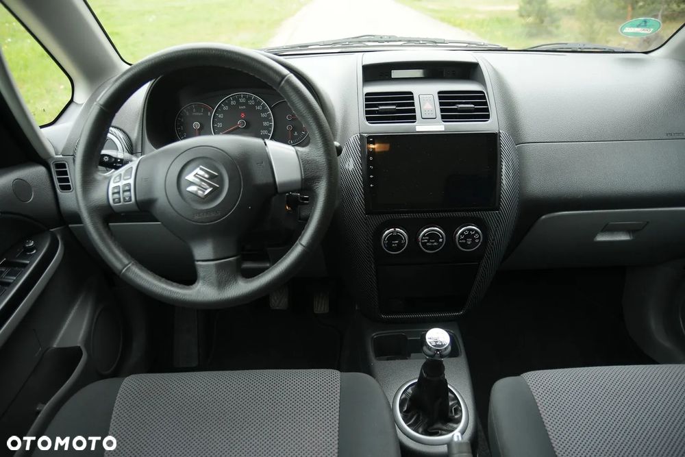 Suzuki SX4 - 26