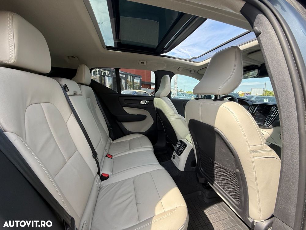 Volvo XC 40 Recharge T5 Twin Engine AT7 Inscription - 11