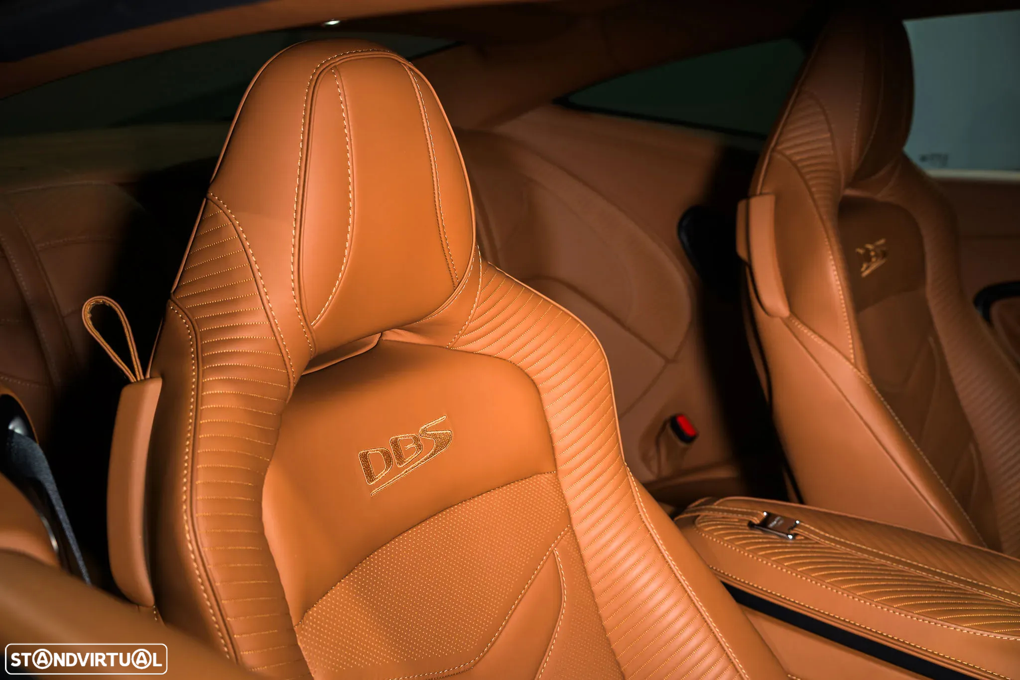 Aston Martin DBS Coupe 770 Ultimate - 31