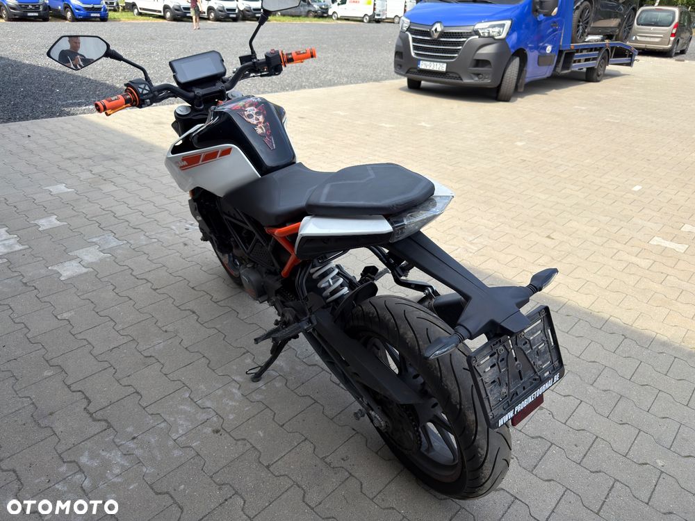 KTM Duke 125 - 5