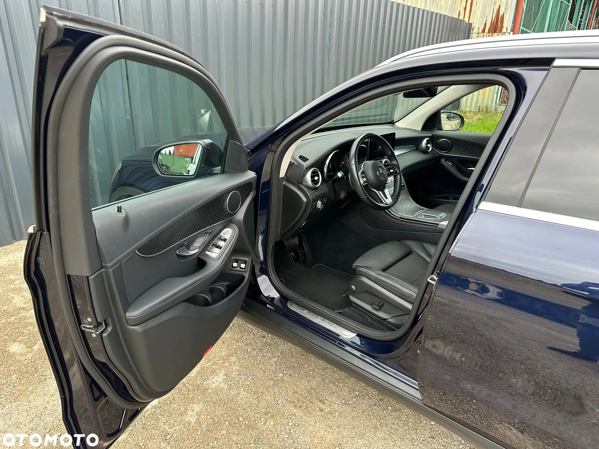 Mercedes-Benz GLC - 4