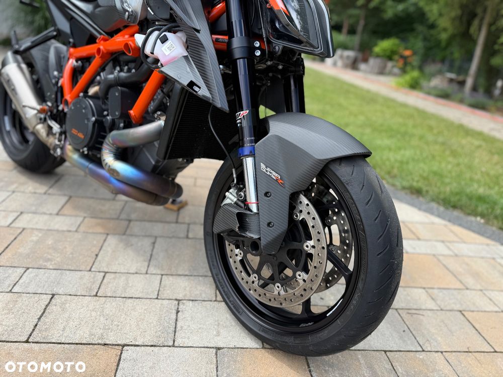 KTM Super Duke - 38