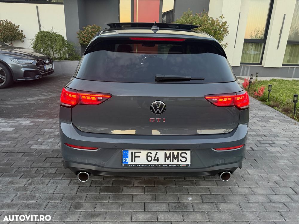 Volkswagen Golf - 15