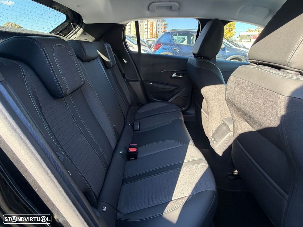 Peugeot 208 PureTech 100 Allure - 13