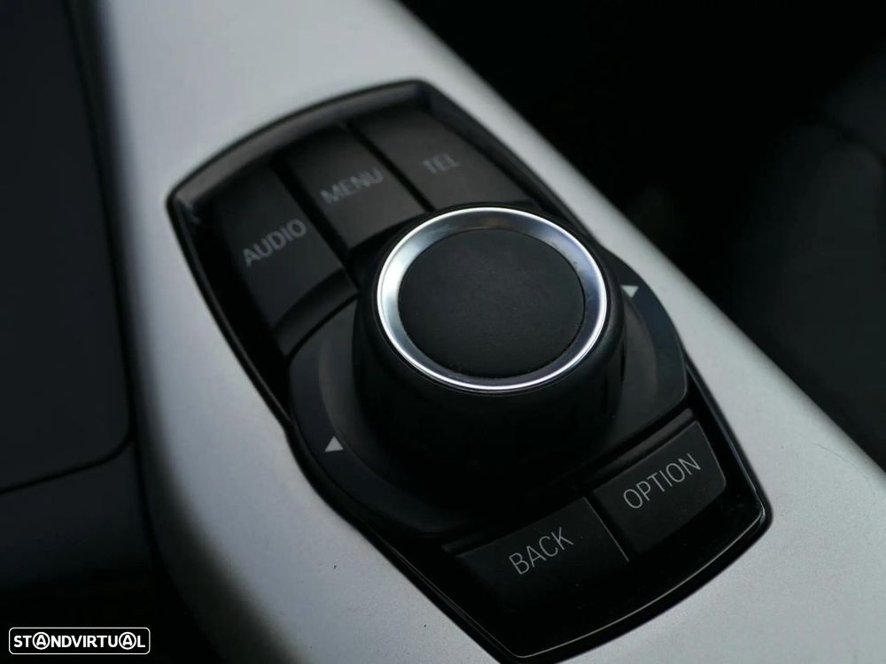 BMW 220 d Coupe Advantage Auto - 25