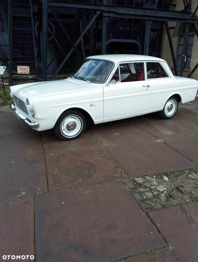 Ford Taunus - 3