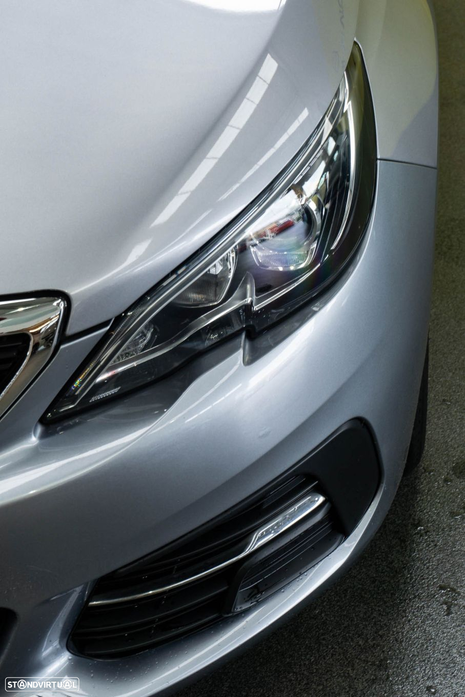 Peugeot 308 1.2 PureTech Allure - 33