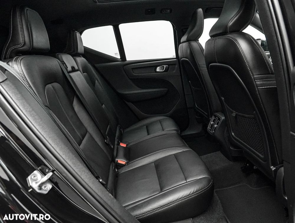 Volvo XC 40 - 18
