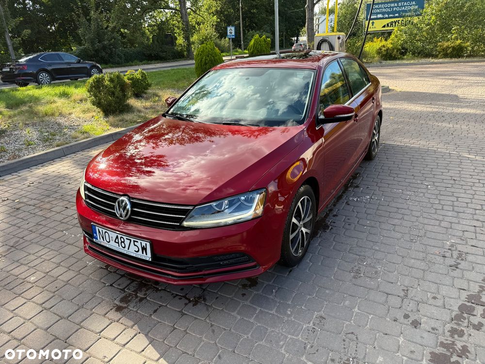 Volkswagen Jetta 1.4 TSI BMT Highline DSG - 1