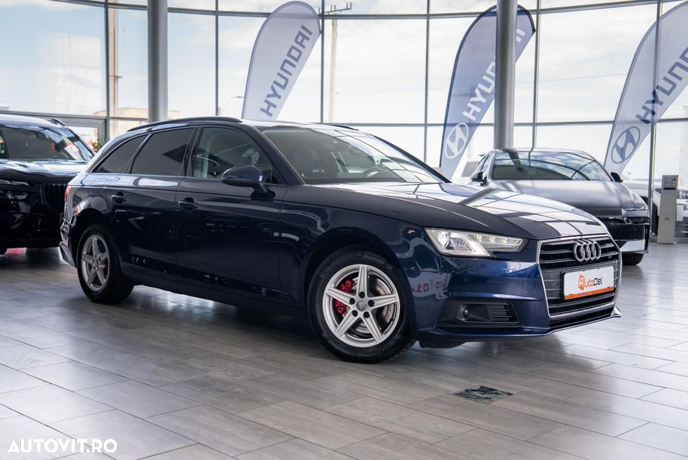 Audi A4 Avant 30 TDI S tronic - 24