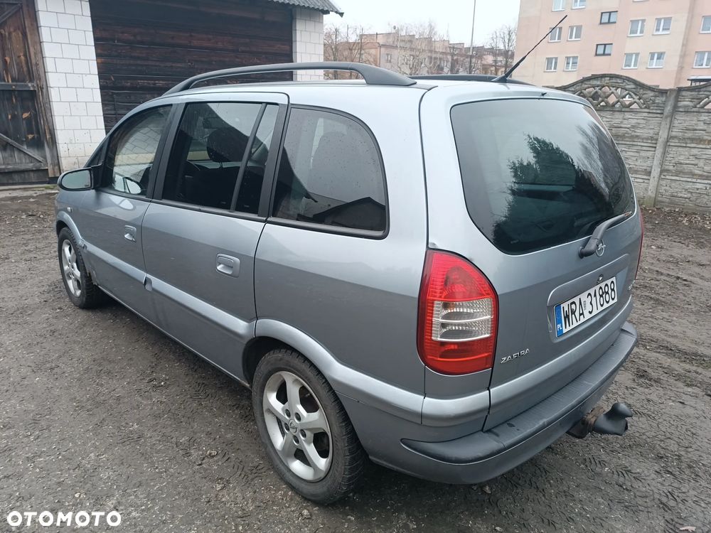Opel Zafira 2.0 DTI - 8