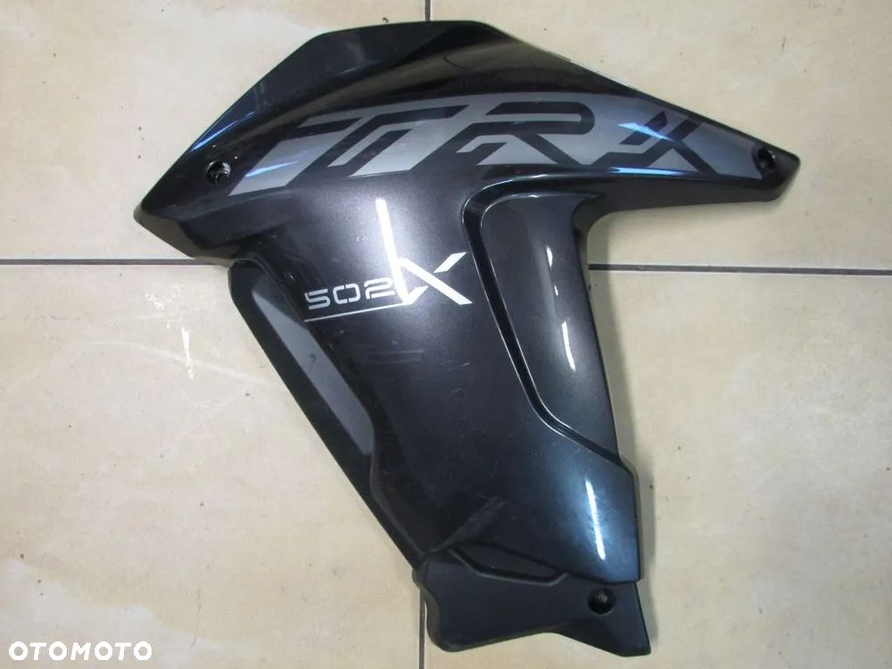 Benelli TRK 502X owiewka osłona boczek lewy - 1