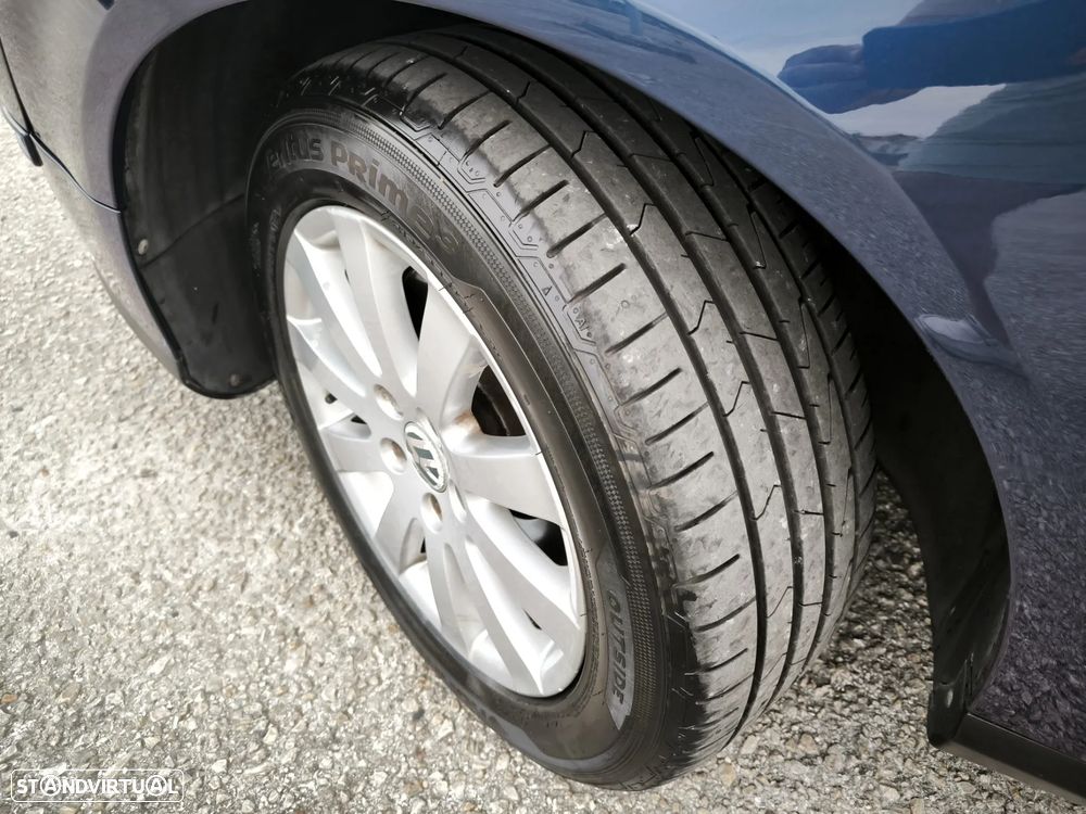 VW Passat Variant 2.0 TDI Confortline - 44