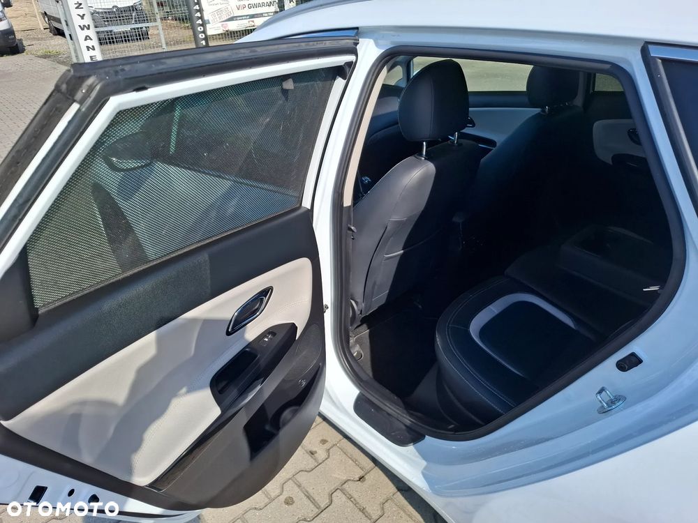 Kia Ceed - 22