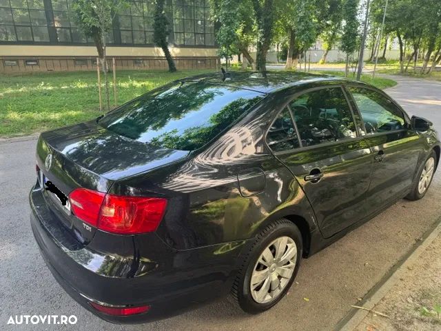 Volkswagen Jetta 1.6 TDI DPF Comfortline - 22