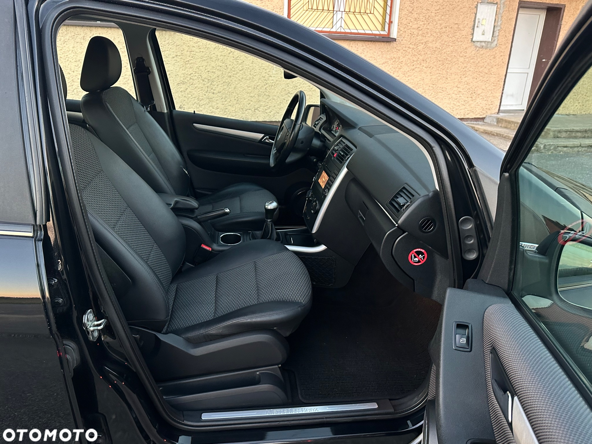 Mercedes-Benz Klasa B 150 BlueEffICIENCY - 13