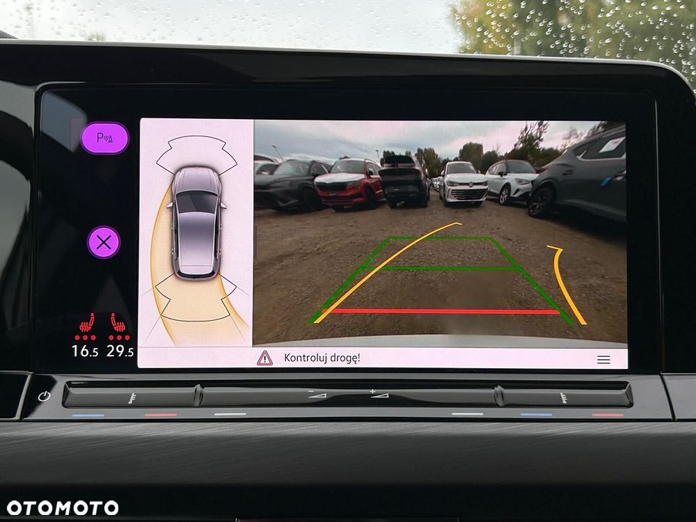 Volkswagen Golf - 28