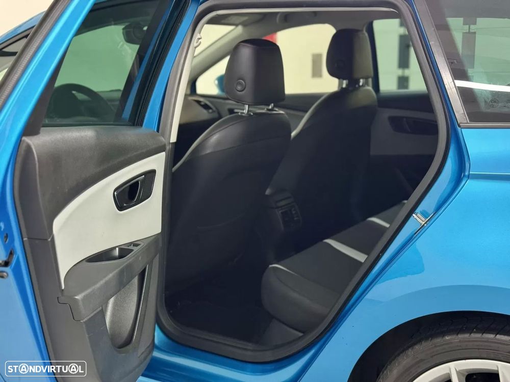 SEAT Leon ST 2.0 TDI FR Plus - 42