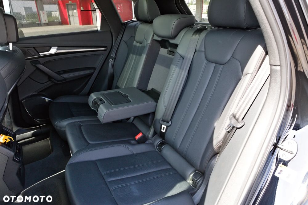 Audi SQ5 - 30