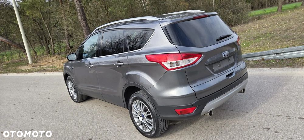 Ford Kuga 2.0 TDCi 4x4 Titanium - 6