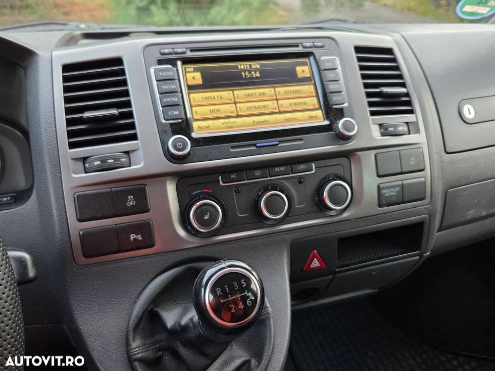 Volkswagen Caravelle - 2