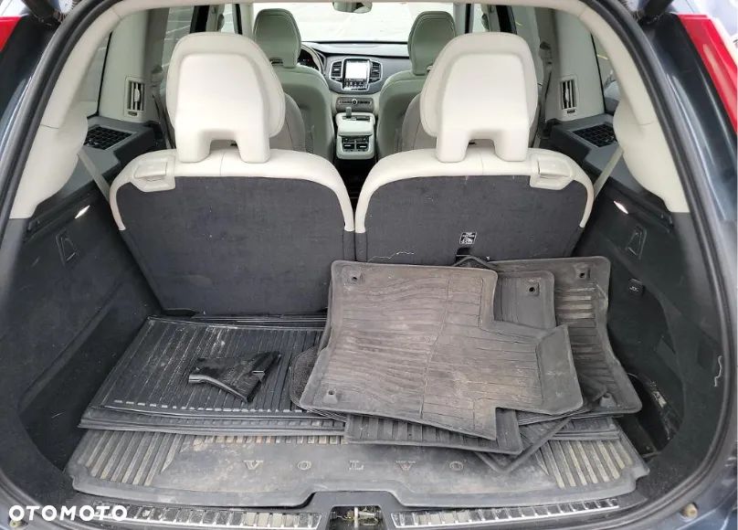 Volvo XC 90 - 14