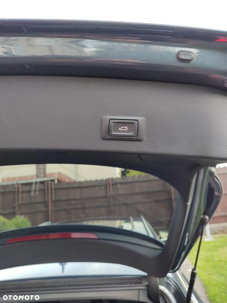 Audi A6 Avant 2.0 TDI DPF multitronic - 16