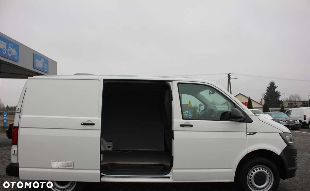 Volkswagen Transporter - 18
