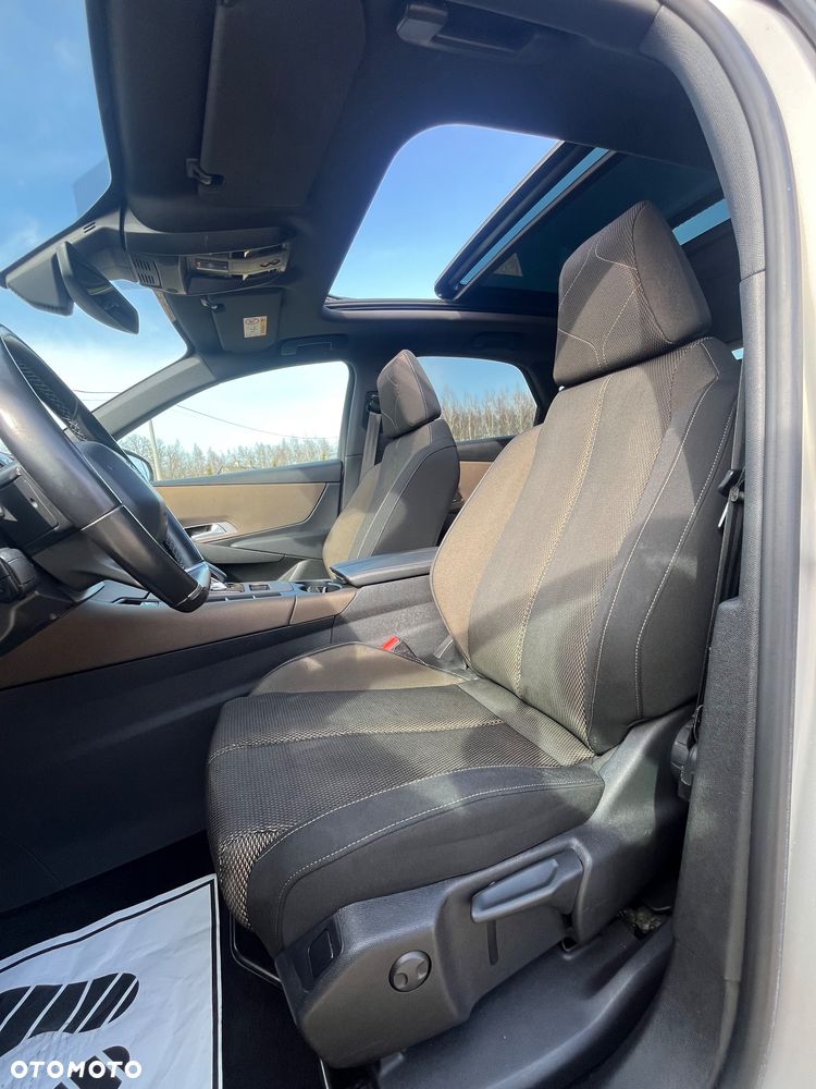 DS Automobiles DS 7 Crossback - 12