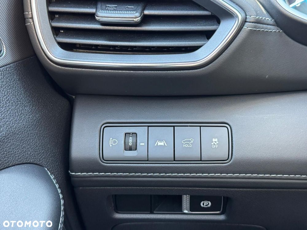 Hyundai Santa Fe - 11