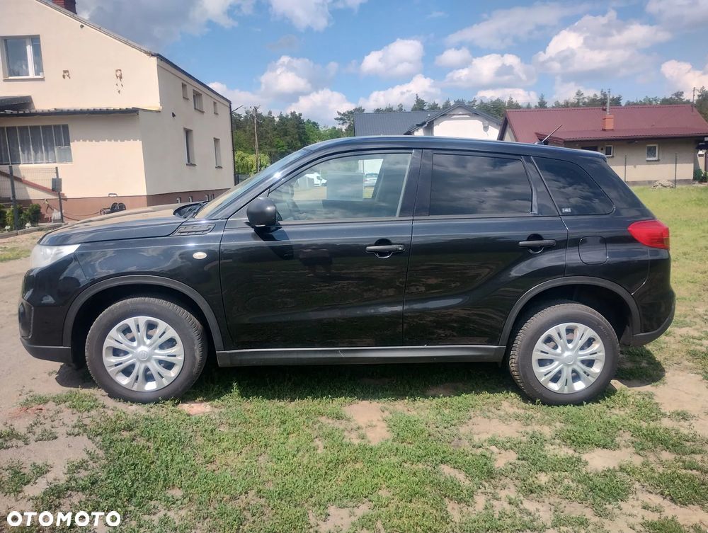Suzuki Vitara 1.6 DDiS (4x2) Comfort - 4