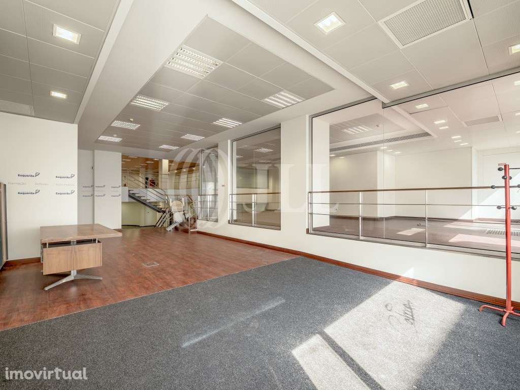 Espaço comercial em zona prime no centro de Lisboa - Grande imagem: 4/32