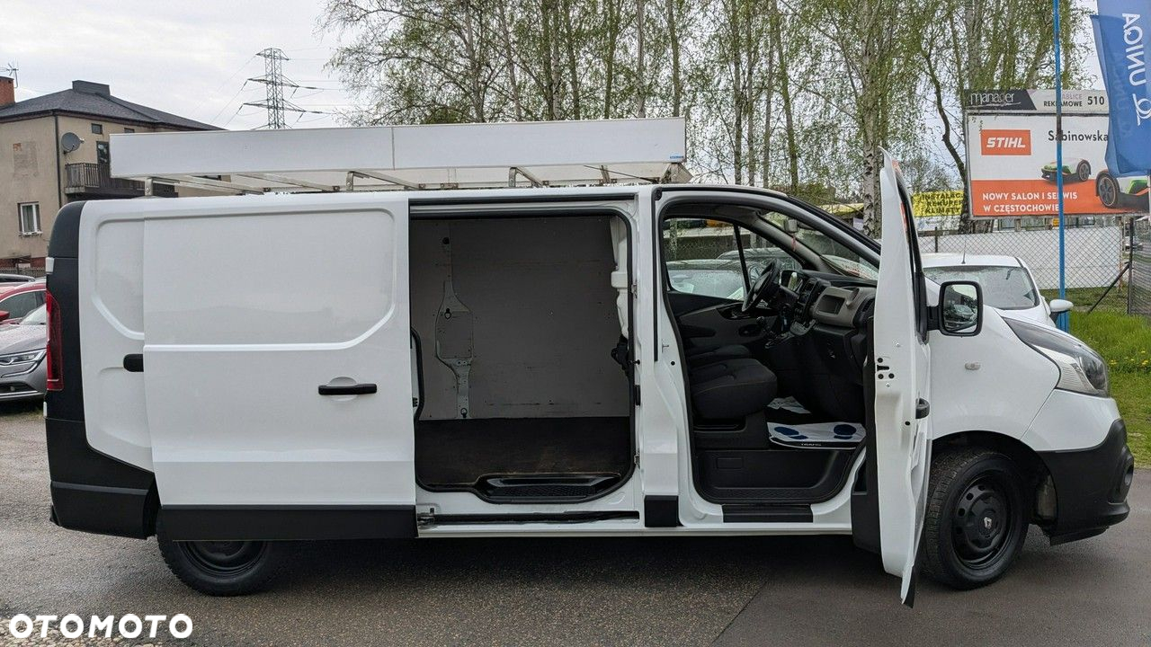 Renault Trafic - 12