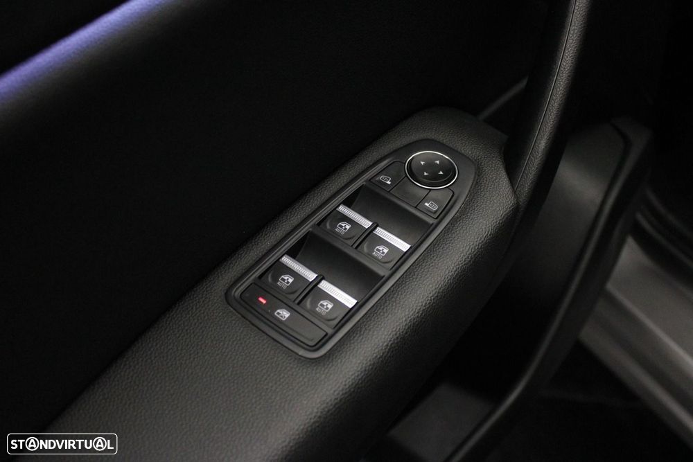 Renault Captur 1.0 TCe Techno - 28