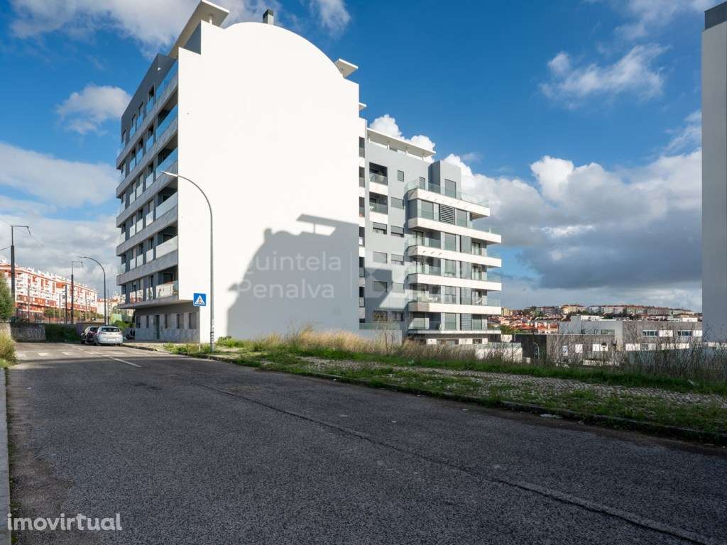 Terreno com projeto aprovado e licenças a pagamento. - Grande imagem: 4/24