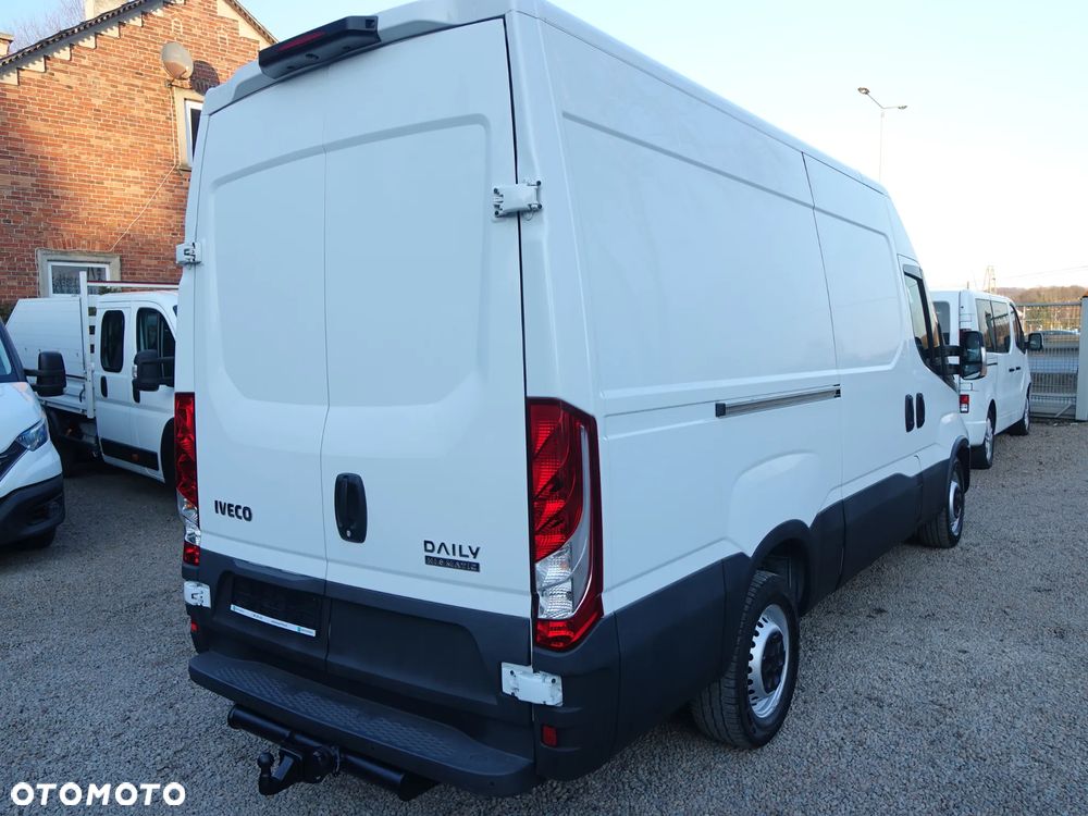 Iveco Daily 35S14 L3H2 automat HI-MATIC - 29