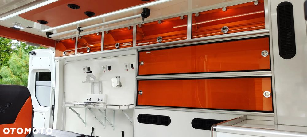 Volkswagen Crafter - 21