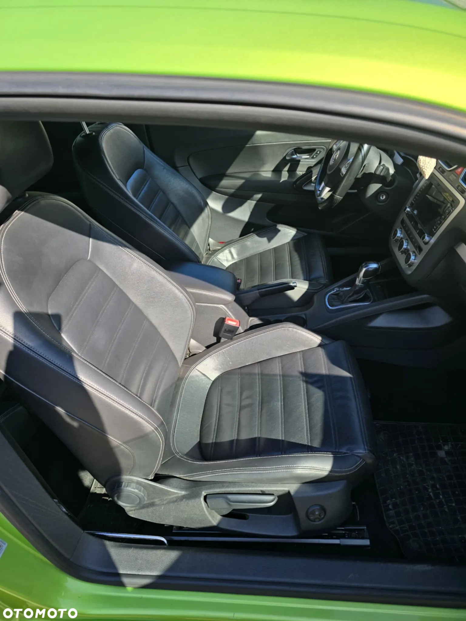 Volkswagen Scirocco 2.0 TDI DSG - 17