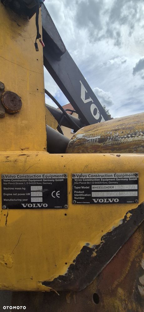Volvo L30B - 13
