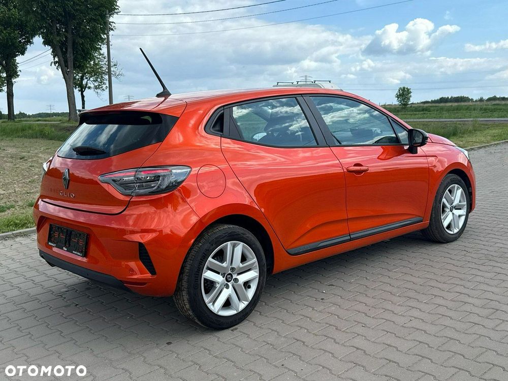 Renault Clio TCe 90 EVOLUTION - 3