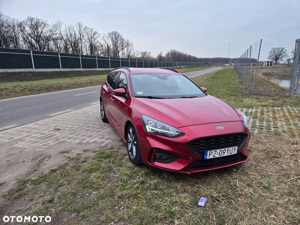 Ford Focus 1.0 EcoBoost ST-Line Business - 12