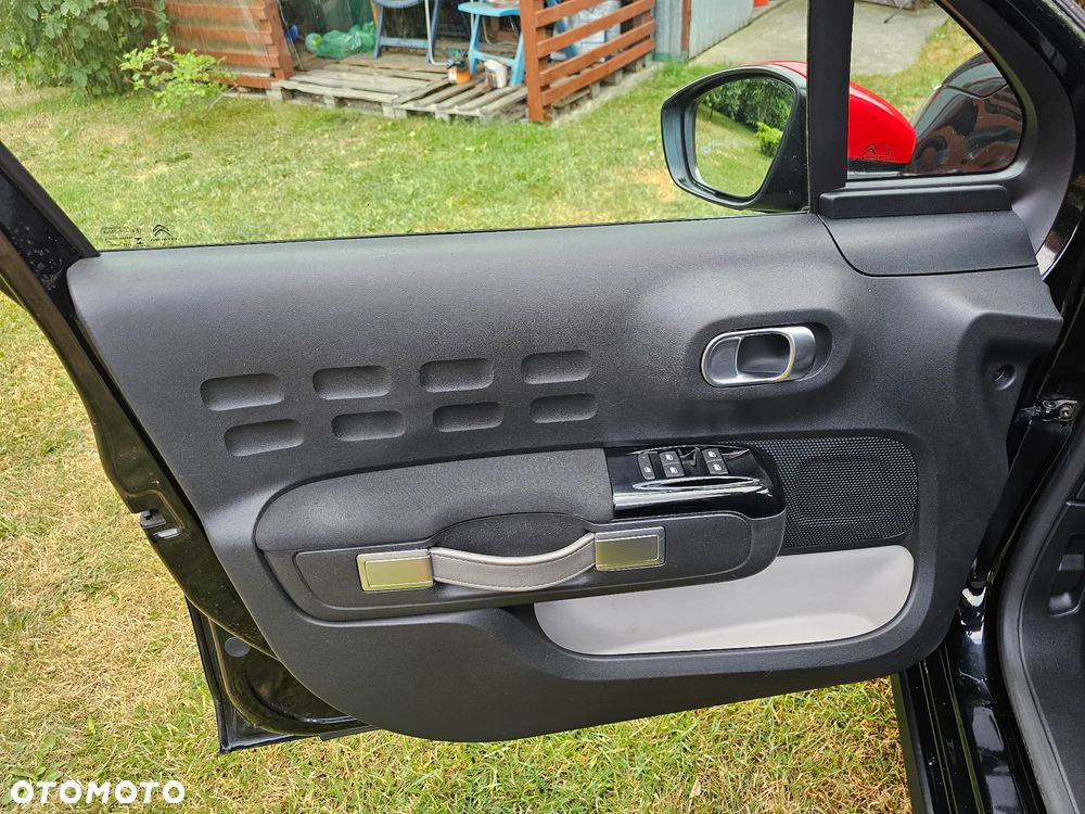 Citroën C3 1.2 PureTech GPF Shine - 23