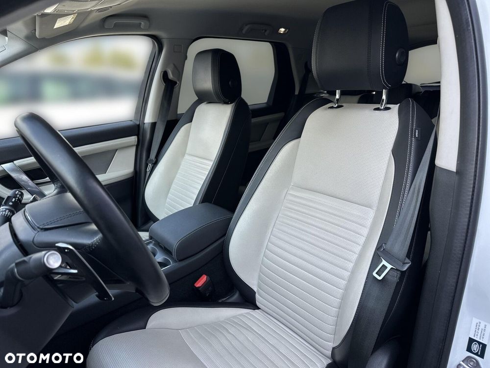 Land Rover Discovery Sport 2.0 D200 mHEV R-Dynamic SE - 17