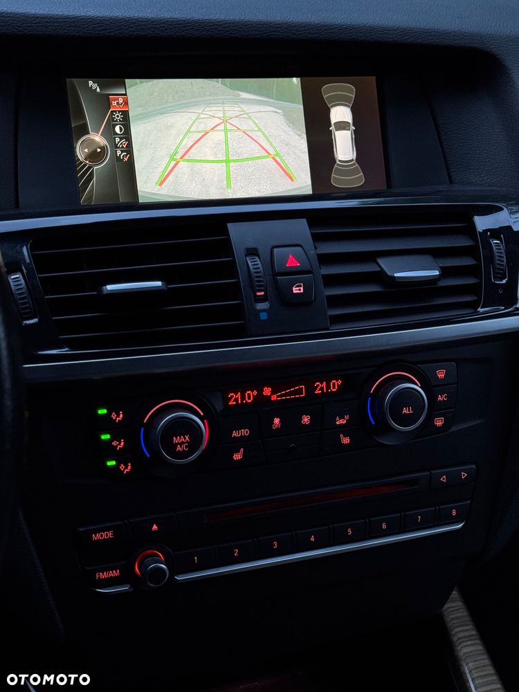 BMW X3 xDrive28i - 12