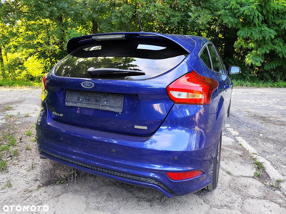 Ford Focus - 11