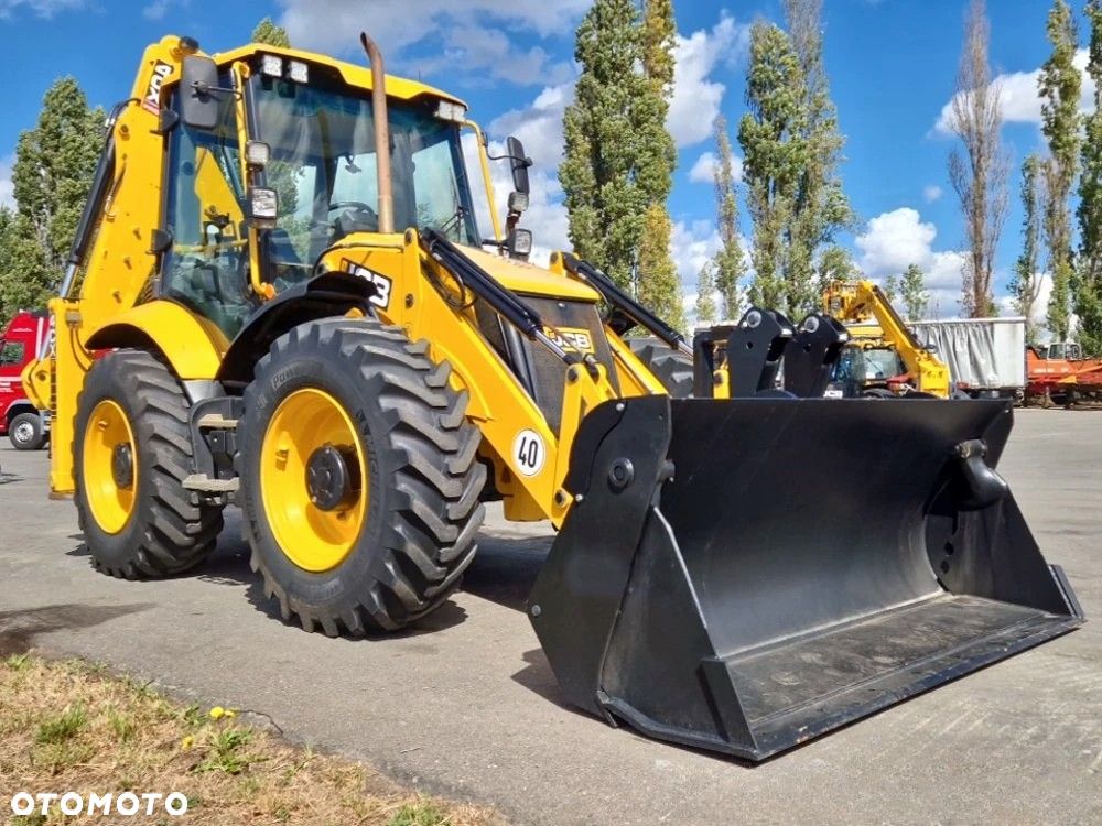 JCB 4CX Sitemaster PRO Turbo Powershift - 6