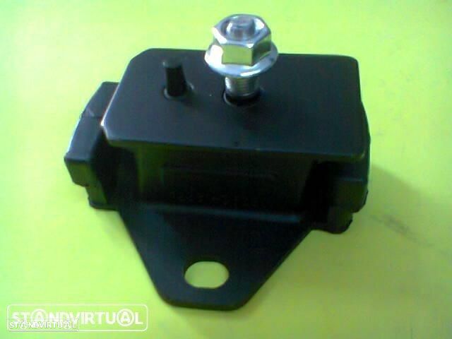 apoios de motor Toyota Hilux 4wd 1989 até 2002 (novos) - 1