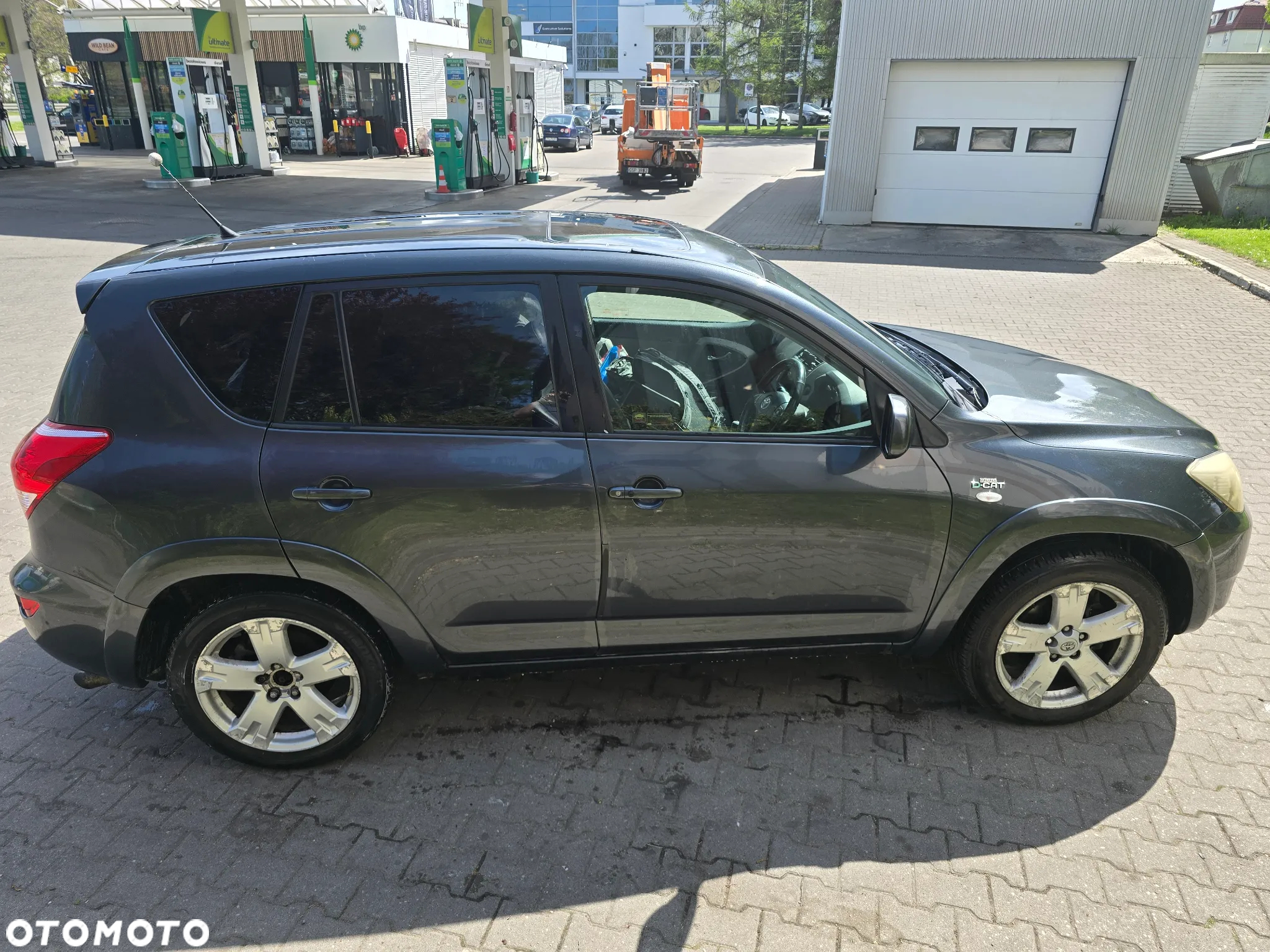 Toyota RAV4 - 7