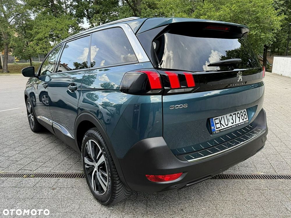 Peugeot 5008 - 6